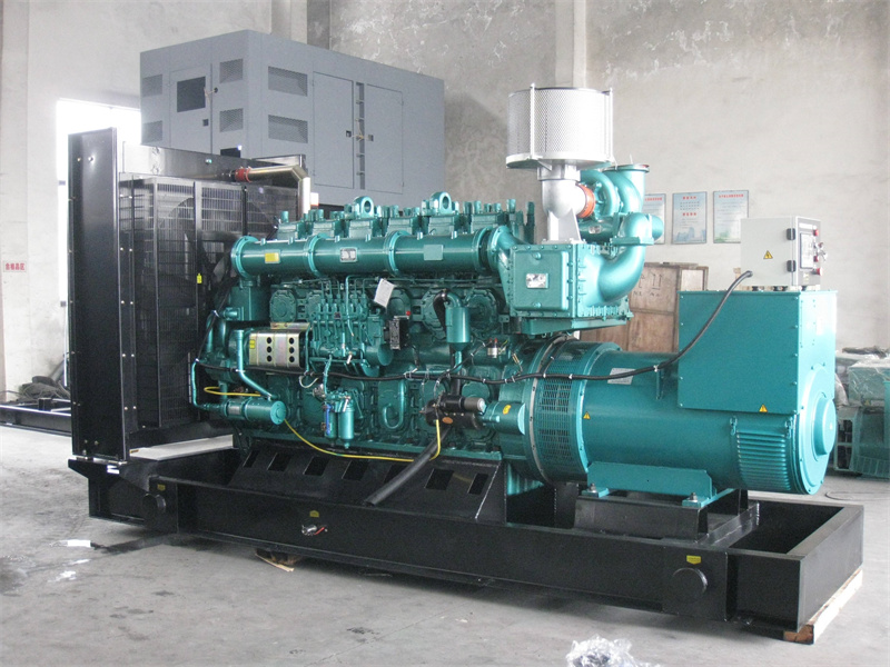 武江200KW 柴油发电机的油耗是多少？