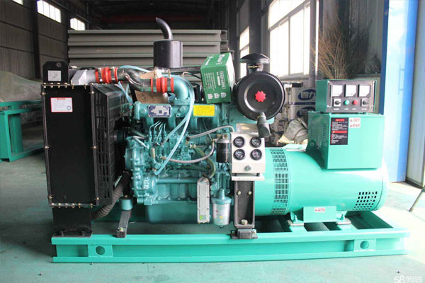 武江如何判断机油是否需要更换？