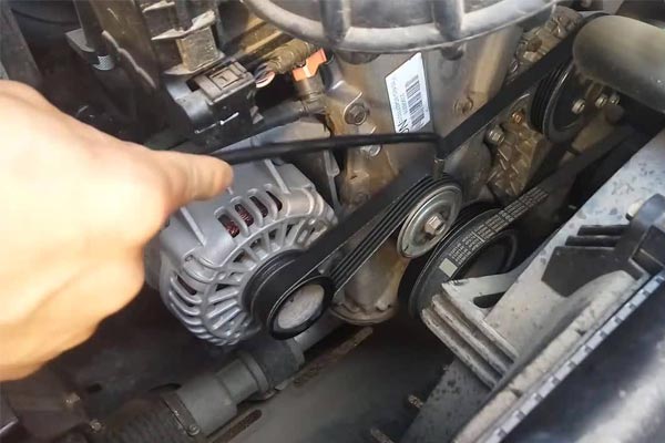 武江转速传感器的工作原理是什么？