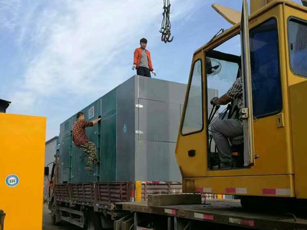 武江更换水冷式机油散热器密封件的操作流程是怎样的？